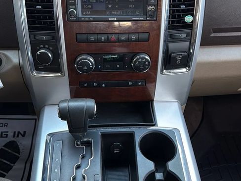 Used 2011 RAM 1500 Laramie AWD/4WD image 19