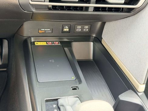 Certified 2025 Toyota Camry LE AWD/4WD image 6