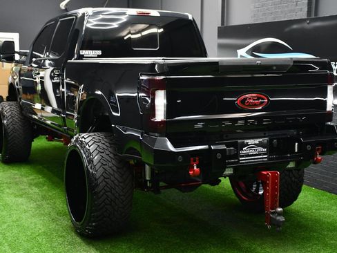 Used 2017 Ford F350 Lariat w/ Lariat Ultimate Package AWD/4WD image 14