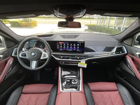 New 2026 BMW X6 xDrive40i w/ Executive Package image 12