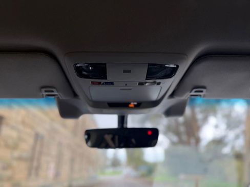 Used 2019 Subaru Outback 2.5i Limited w/ Popular Package #2 image 23