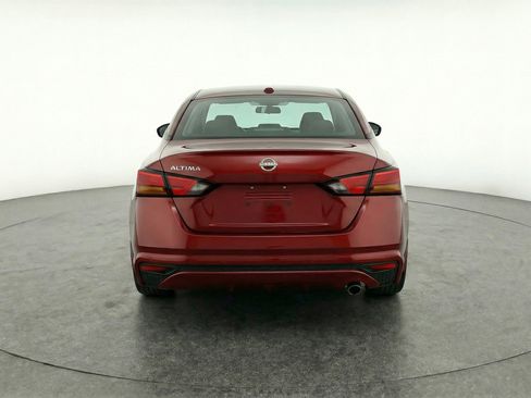 Used 2025 Nissan Altima 2.5 SV FWD image 7
