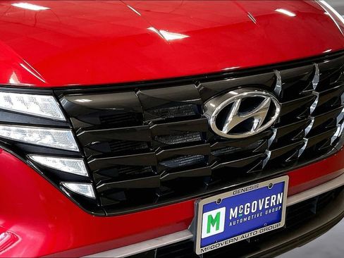 Used 2023 Hyundai Tucson SE AWD/4WD image 32