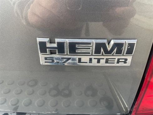 Used 2007 Dodge Durango SLT image 35