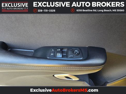 Used 2018 Dodge Challenger SXT w/ Blacktop Package image 23