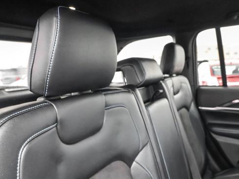 Used 2022 Jeep Grand Cherokee Trailhawk image 33