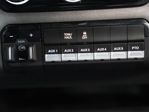 New 2026 RAM 5500 Tradesman AWD/4WD image 21