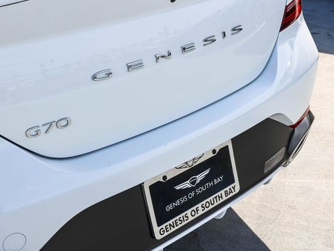 Used 2025 Genesis G70 2.5T image 7