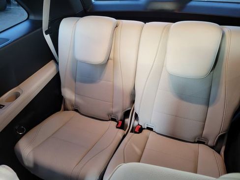 Used 2025 Mercedes-Benz GLS 450 GLS 450 image 18