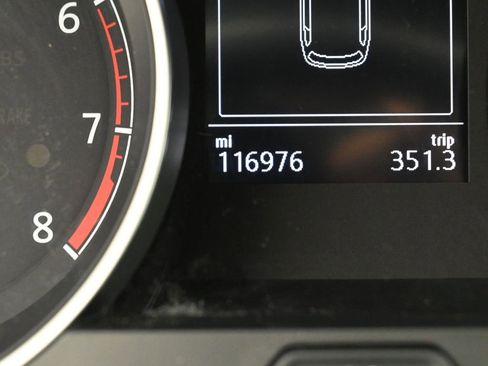 Used 2018 Volkswagen Golf S image 18