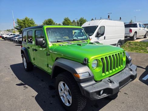 Used 2019 Jeep Wrangler Unlimited Sport S AWD/4WD image 18