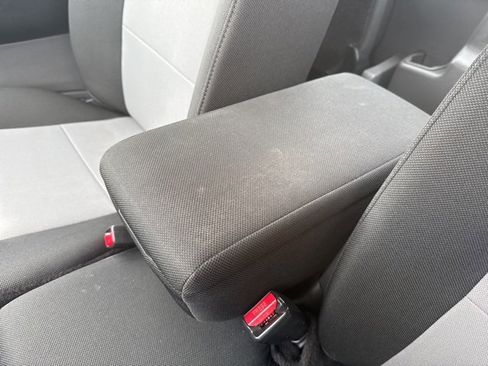 Used 2011 Ford Ranger XLT image 30