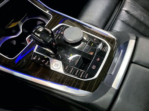 Used 2020 BMW X7 xDrive40i w/ Premium Package image 38