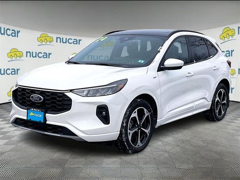 Used 2024 Ford Escape ST-Line Select w/ Tech Pack #1 image 3