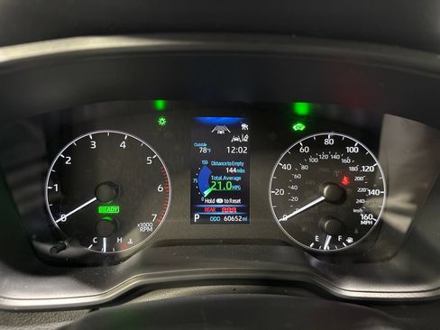Used 2024 Toyota Corolla LE FWD image 21