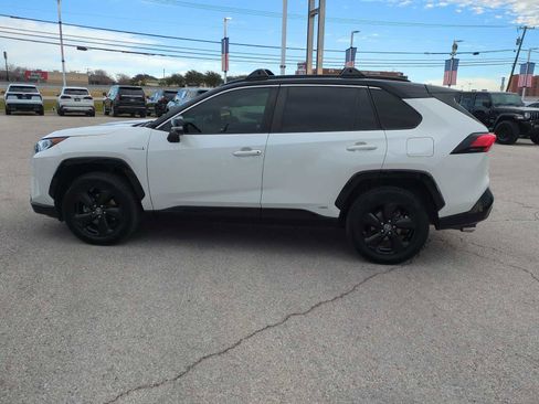 Used 2019 Toyota RAV4 XSE image 5