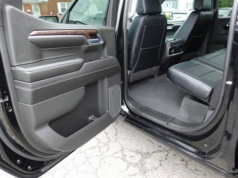 Used 2023 GMC Sierra 1500 Elevation w/ X31 Off-Road Package AWD/4WD image 22