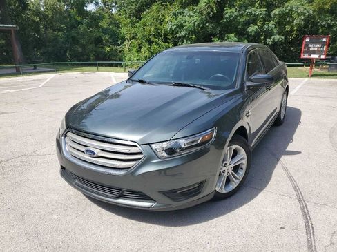Used 2016 Ford Taurus SEL FWD image 1