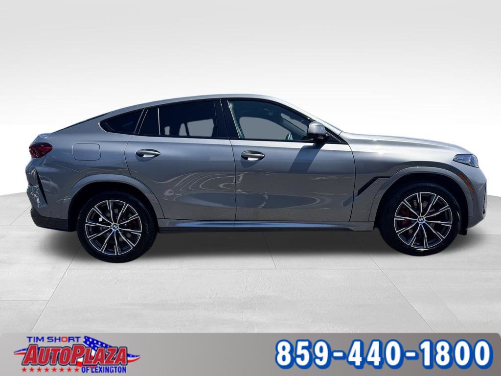 Used 2025 BMW X6 xDrive40i AWD/4WD image 9