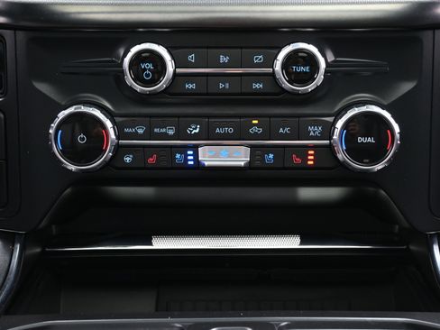 Used 2022 Ford F150 Platinum w/ Equipment Group 701A High AWD/4WD image 39