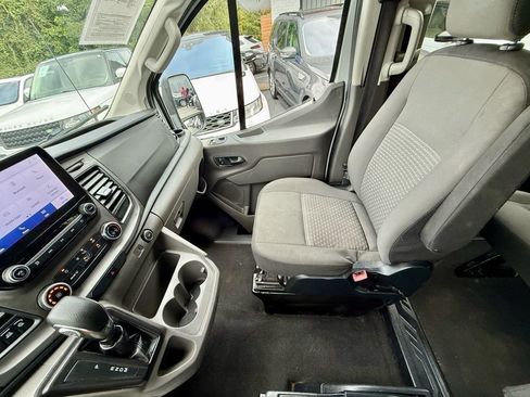 Used 2020 Ford Transit 350 XLT image 18