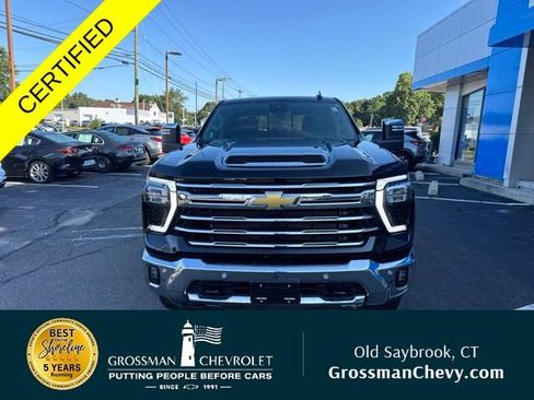 Used 2026 Chevrolet Silverado 2500 LTZ AWD/4WD image 4