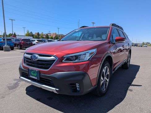 Used 2020 Subaru Outback Limited w/ Popular Package #2 AWD/4WD image 7