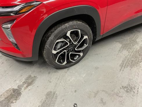 New 2026 Chevrolet Trax RS w/ Sunroof Package image 6