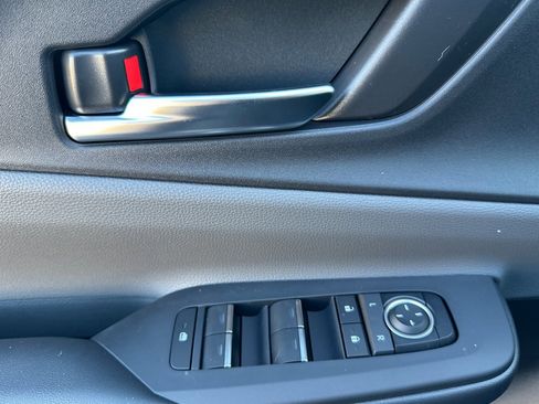 New 2026 Toyota Prius XLE image 11