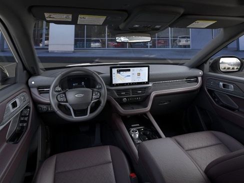 New 2025 Ford Explorer Platinum image 9