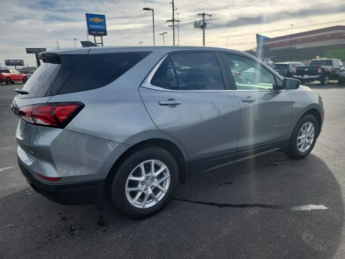 Used 2024 Chevrolet Equinox LT w/ LPO, Floor Liner Package image 3