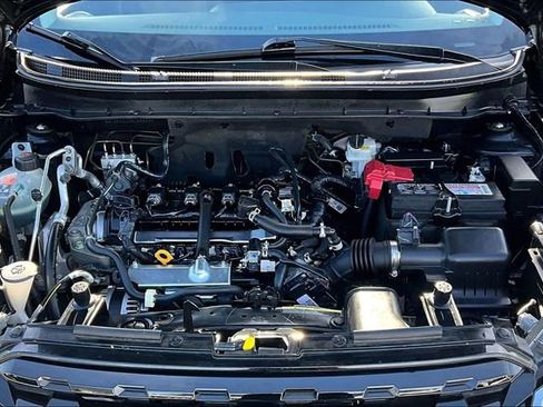 Certified 2024 Nissan Kicks SV image 29