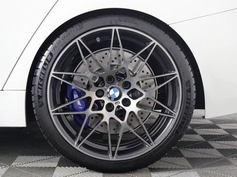 Used 2018 BMW M3 RWD image 16