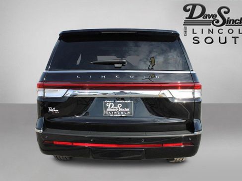 Certified 2023 Lincoln Navigator Reserve image 6