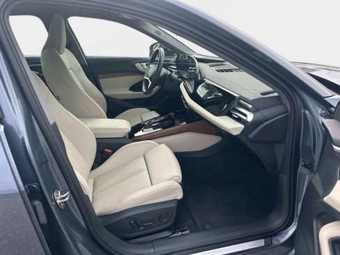 Used 2025 Audi A5 2.0T Premium Plus w/ Premium Plus AWD/4WD image 6