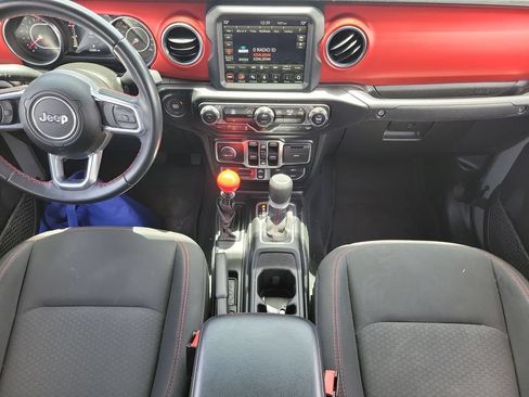 Used 2022 Jeep Gladiator Rubicon w/ Trailer Tow Package AWD/4WD image 20