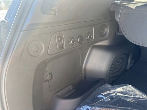 New 2025 Subaru Forester Touring image 10