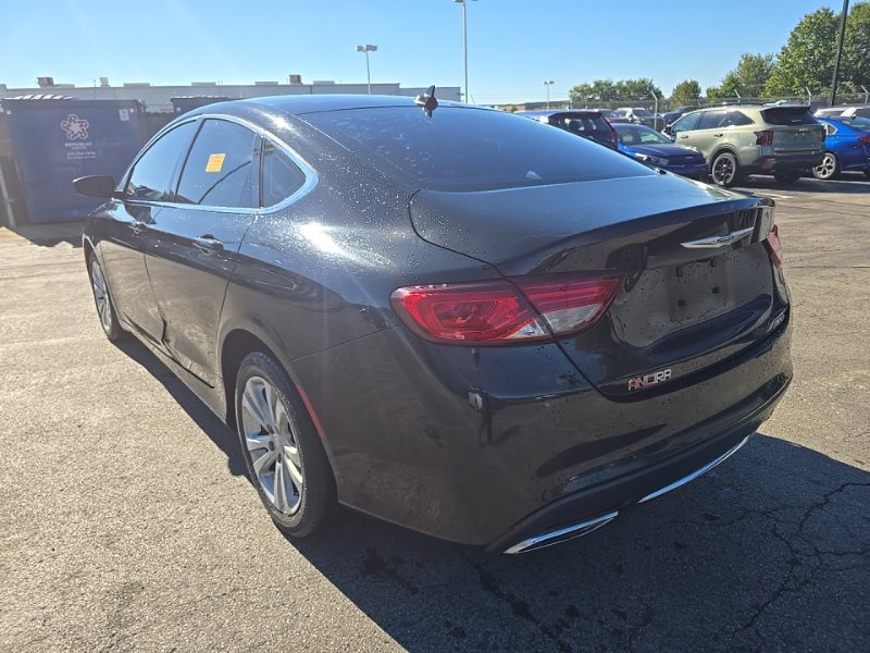 Used 2016 Chrysler 200 Limited w/ Convenience Group FWD image 5