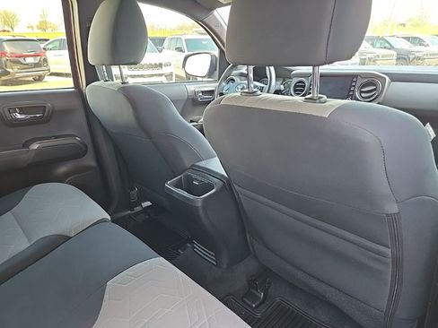 Used 2022 Toyota Tacoma TRD Sport AWD/4WD image 87