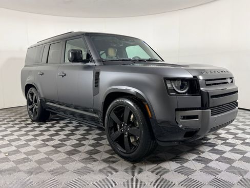 New 2026 Land Rover Defender 130 V8 image 9