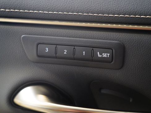 Used 2023 Lexus ES 350 Ultra Luxury w/ Accessory Package (Z2) FWD image 28