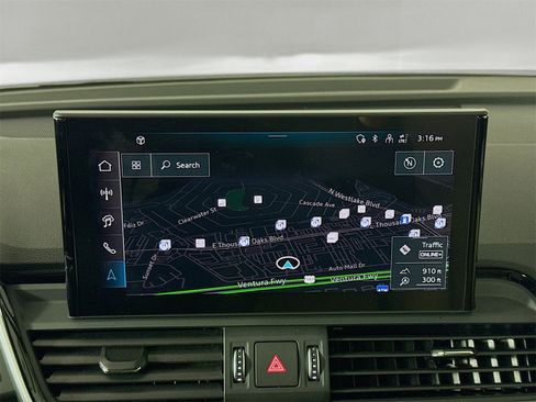 Certified 2025 Audi Q5 2.0T Premium Plus w/ Premium Plus Package image 13