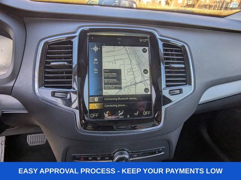 Used 2021 Volvo XC90 T5 Momentum image 25