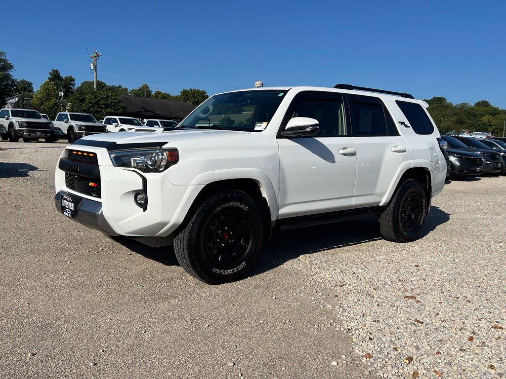 Used 2023 Toyota 4Runner TRD Off-Road Premium w/ Off Road Premium Plus Package AWD/4WD image 4