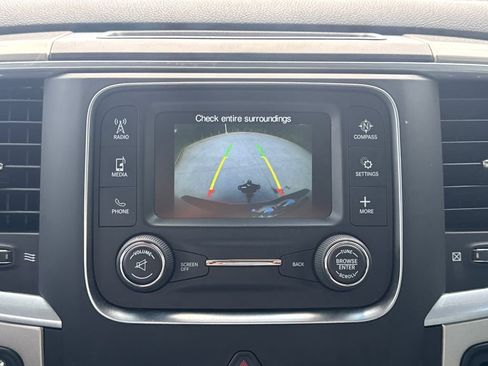 Used 2019 RAM 1500 Classic SLT AWD/4WD image 26