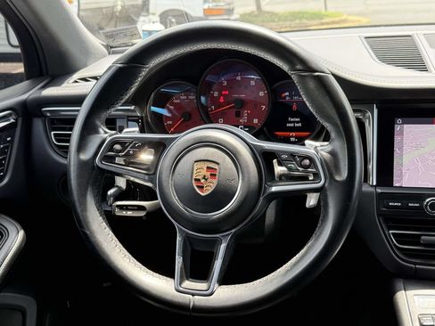 Used 2019 Porsche Macan S AWD/4WD image 9