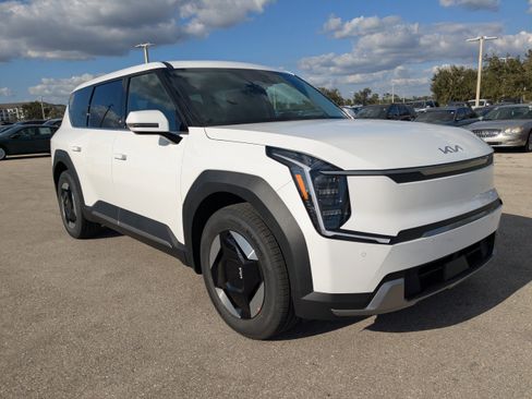 New 2026 Kia EV9 Light image 36