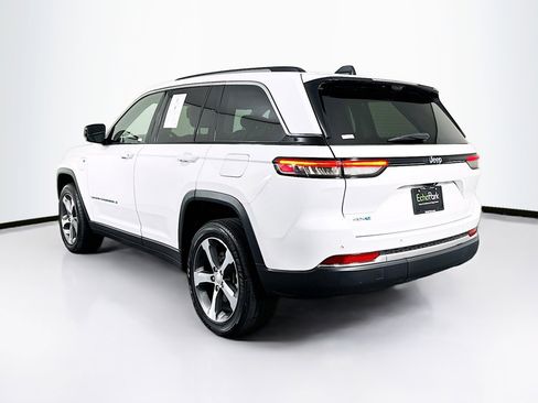 Used 2023 Jeep Grand Cherokee 4WD 4xe w/ Luxury Tech Group II image 5