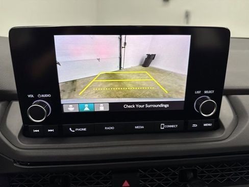 Certified 2023 Honda Accord EX image 29