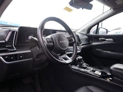 Used 2023 Kia Sportage EX image 20